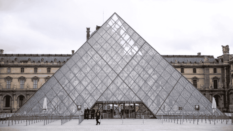 Nuevos detenidos, pero las joyas siguen desaparecidas.