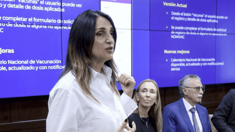 Loccisano deja el ministerio después de 12 años.