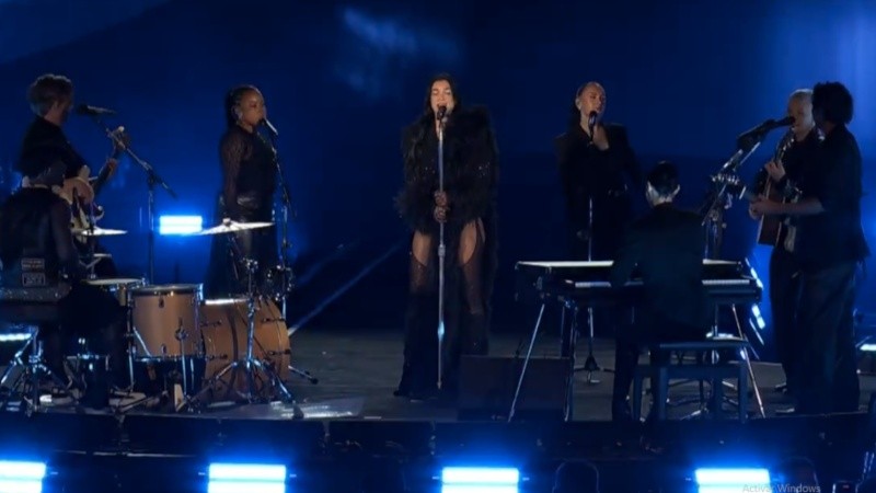 Dua Lipa en estadio de River Plate.