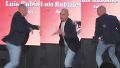 Video: atacaron a huevazos a Luis Rubiales en la presentación de su libro