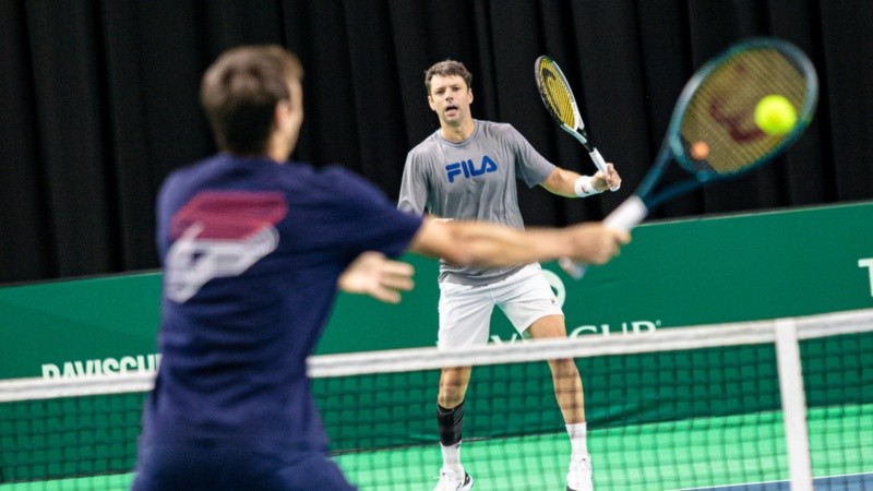 La selección argentina, liderada por Javier Frana, buscará repetir la hazaña de 2016.