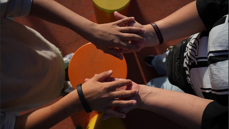 Naiara pudo salir de una relación violenta estando embarazada de Galo, y 11 años después es un chico feliz.