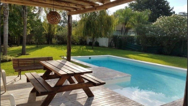 Funes y Roldán son destinos muy elegidos para pasar las vacaciones de verano.