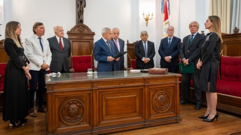Los miembros de la Corte de Santa Fe en la jura de jueces y juezas