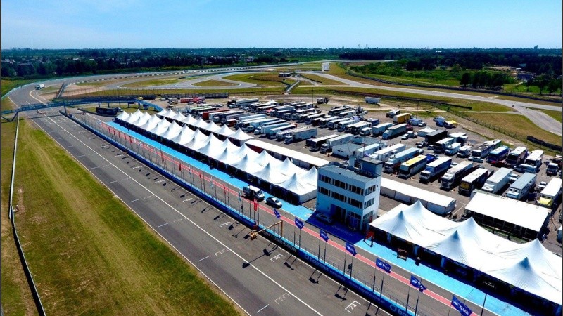 El pedido del autódromo es para hacer una carrera por mes durante dos años.