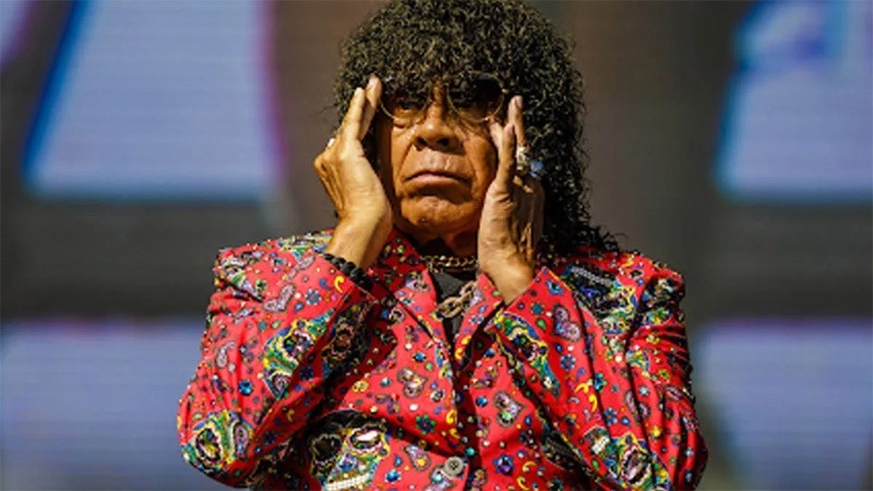 El vocalista se encuentra fuera de peligro.