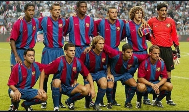 Bonano integró un Barcelona bestial con Luis Enrique, Xavi, Kluivert, el Conejito Saviola y más. 
