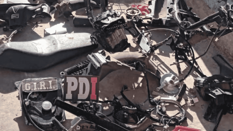 Partes de los objetos secuestrados durante el allanamiento.