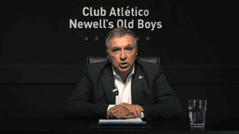 Ignacio Astore en un extenso video publicado en las redes del club.