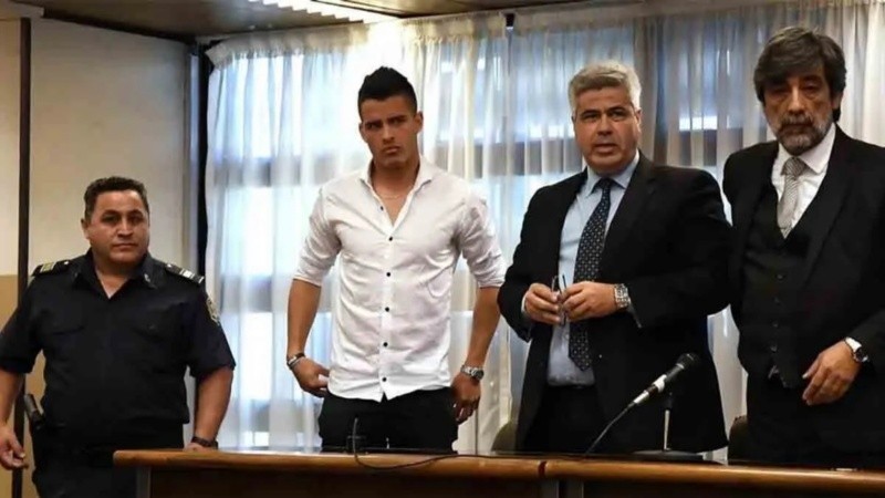 Zárate juego a sus abogados durante el juicio por abuso sexual contra Giuliana P.&nbsp;