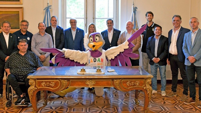 Teté, por delante de todos (Jadar).