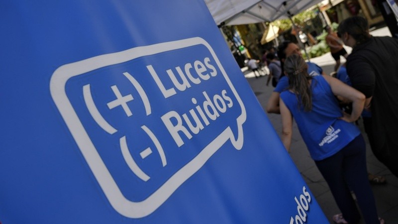 El grupo de padres instalará este sábado la campaña en las peatonales.