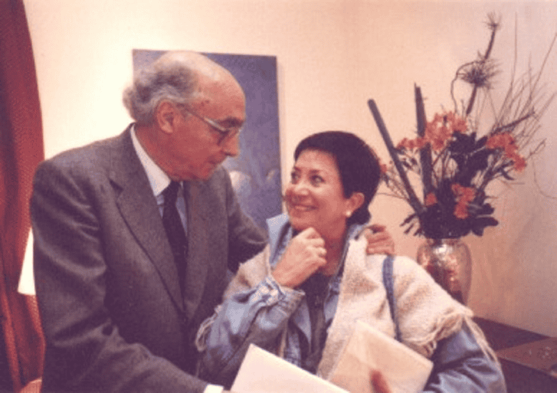 &nbsp;La autora junto al escritor portugués admirado en una de sus visitas.