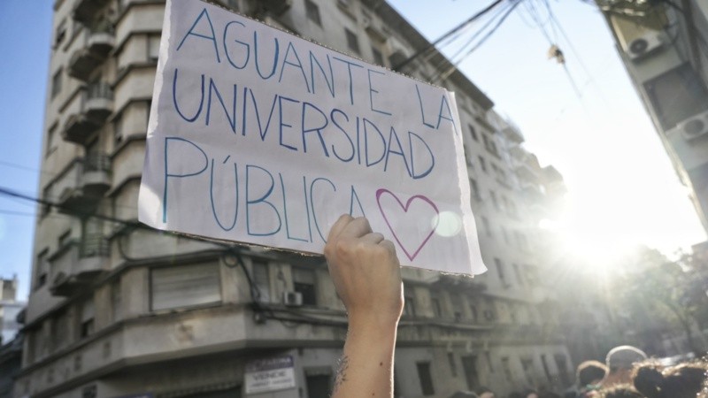 Este viernes los no docentes estaban de paro.
