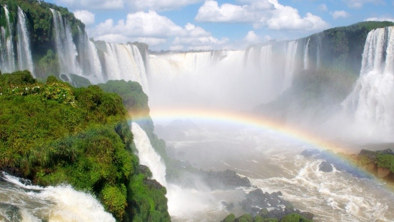 El Gobierno habilitó la realización de “microeventos” en el Parque Nacional Iguazú.