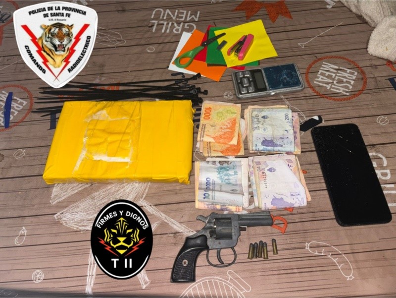 El material incautado en San Nicolás y Aurora.