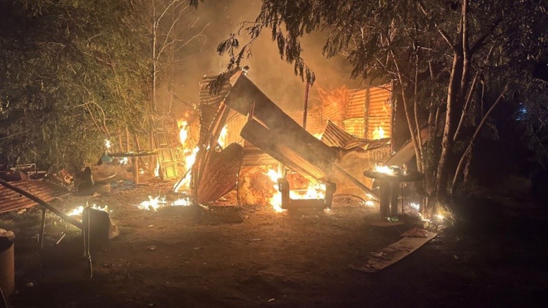 El incendio ocurrió en Gallegos al 1300.