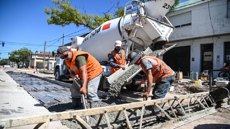 Presupuesto 2026: se proyectan obras fundamentales de pavimento definitivo en barrios y avenidas.