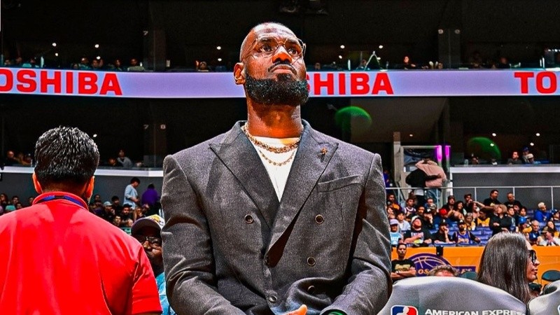 A los 40 años, James encara su temporada 23 en la máxima liga.