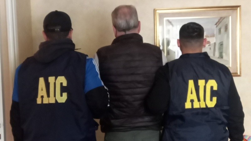 El financista al ser detenido en su domicilio de barrio Alberdi