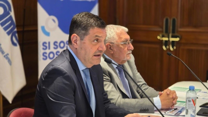 Jorge Simón disertando en CAME sobre presión tributaria a empresas