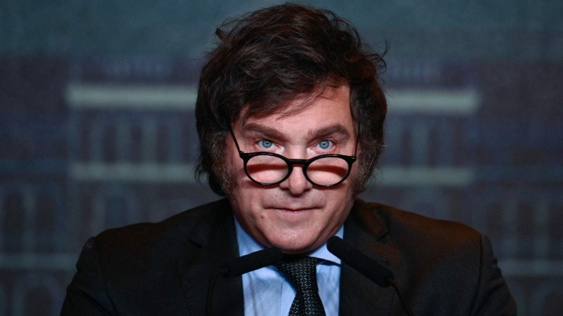 Más de 40 periodistas y líderes de opinión fueron objeto de ataques de Milei en la red X.