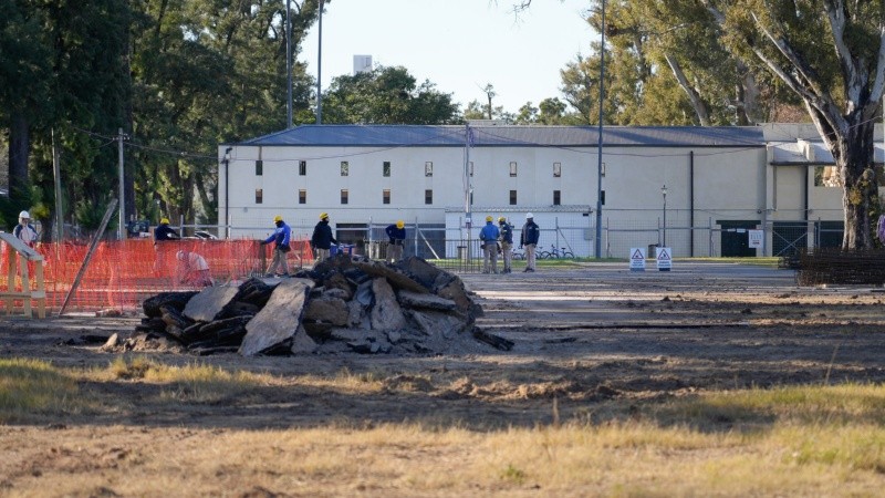 Las obras en la ex Rural, en el centro de la atención política
