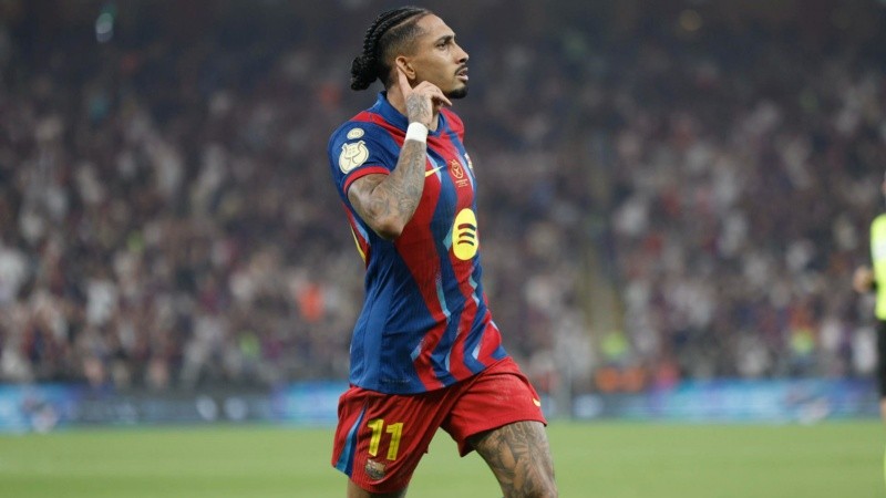 Raphinha marcó un doblete en la victoria del Barcelona Sobre Real Madrid en la final de la Supercopa de España.