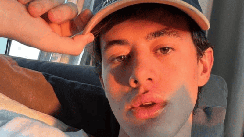 Dante Ortega apuntó contra la discriminación por su orientación sexual.