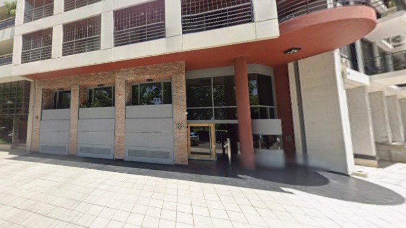 El edificio donde ingresó el 