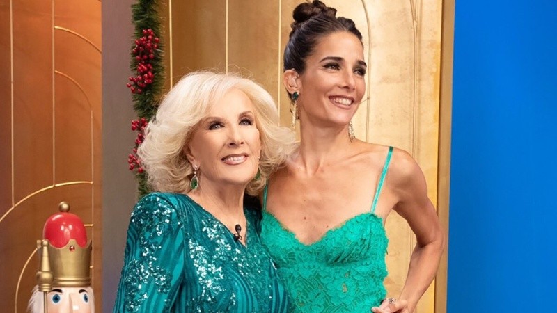 Mirtha Legrad y Juana Viale.