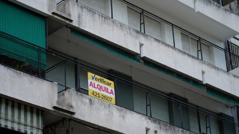 Cada vez son más los inquilinos que se endeudan para poder afrontar el costo de un alquiler.