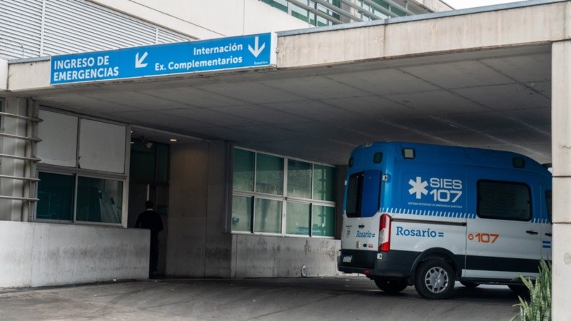 La guardia del Heca recibió a dos mujeres atacadas a balazos por sus exs.