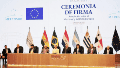 Representantes del Mercosur y la Unión Europea presentes en la firma.