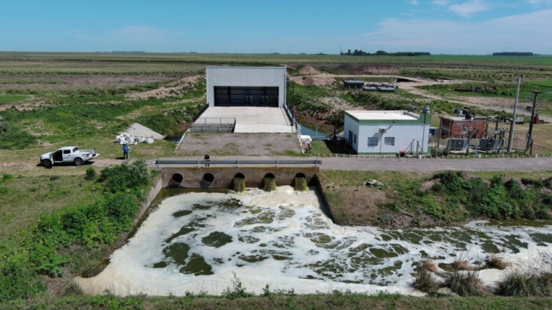 La Provincia ejecuta obras para reducir el riesgo hídrico en 100 localidades.