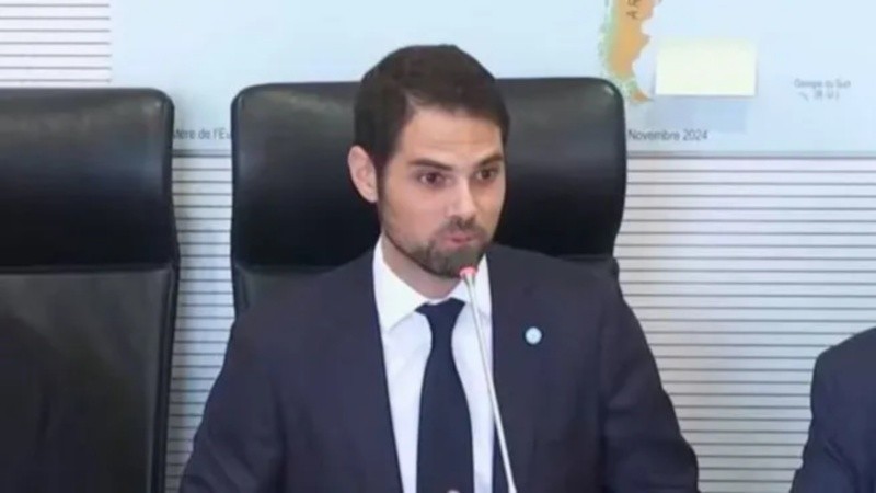 El politólogo defendió su postura respecto a las Islas Malvinas