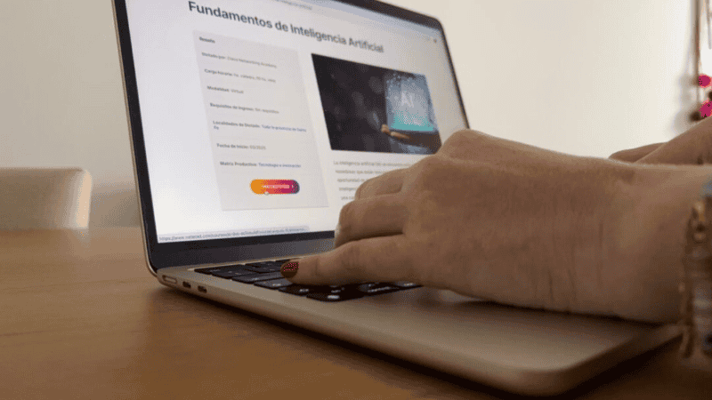 Los cursos están disponibles online para todo el mundo.