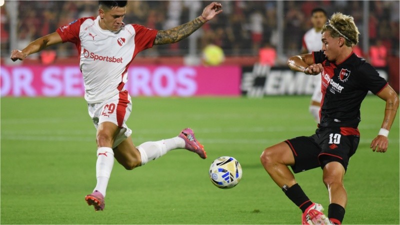 El volante Gómez Mattar fue titular en el mediocampo rojinegro.