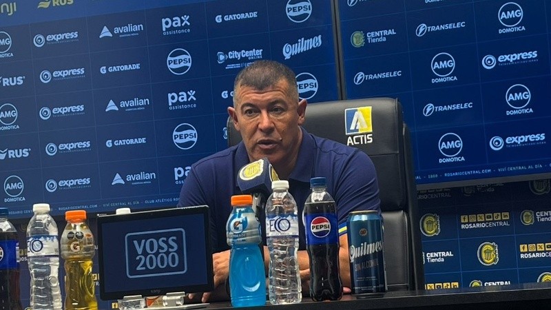 Almirón destacó el trabajo de sus jugadores: 