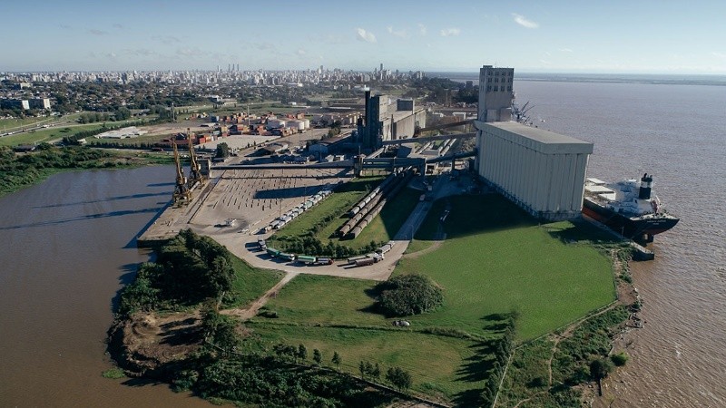 La concesion a Servicios Portuarios vencía en 2038, pero las necesidades de fuertes inversiones activaron las negociaciones.