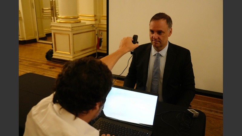 Manuel Adorni en la presentación del nuevo DNI.