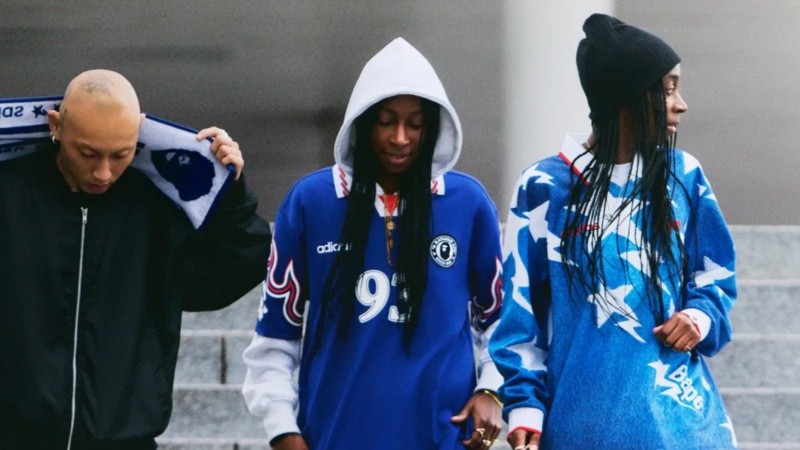 Una colección inspirada en grandes momentos del fútbol y la cultura de la hinchada.