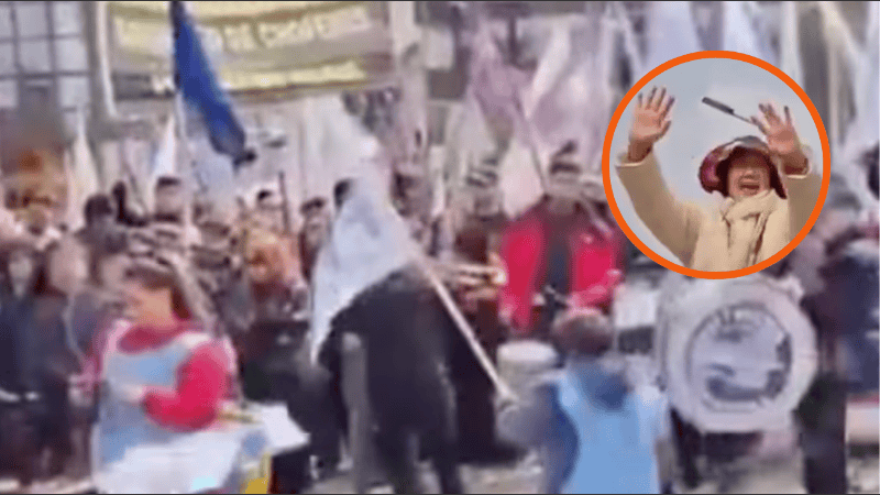 Turistas chinos confundieron una protesta gremial con una fiesta en el Puerto de Ushuaia.