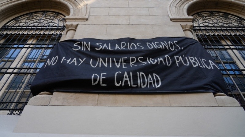 El gobierno plantea una nueva ley de financiamiento mientras espera que la Corte frente la aplicación de la actual.