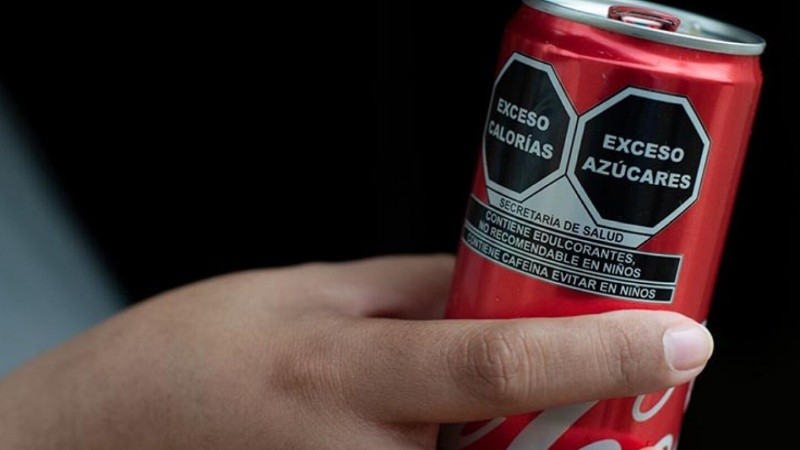 Un estudio comparó los alimentos ultraprocesados con los cigarrillos por tratarse de 