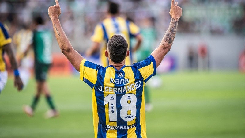 Fernández abrió el partido de Central ante Sportivo Belgrano por los 32avos de la Copa Argentina.