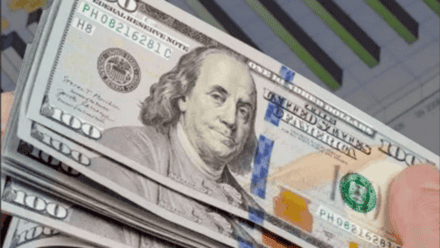 El Banco Central perdió casi mil millones de dólares de reservas.