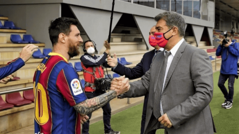 Messi y Laporta, cuando todavía había relación.
