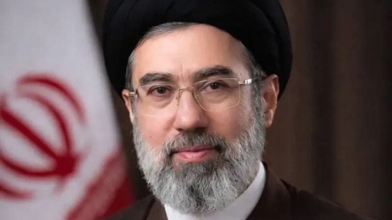 Mojtaba Jameneí, hijo del fallecido ayatolá, Ali Jameneí, fue elegido como líder supremo de Irán.