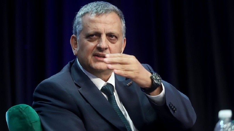 El CEO de YPF sostuvo que no habrá 